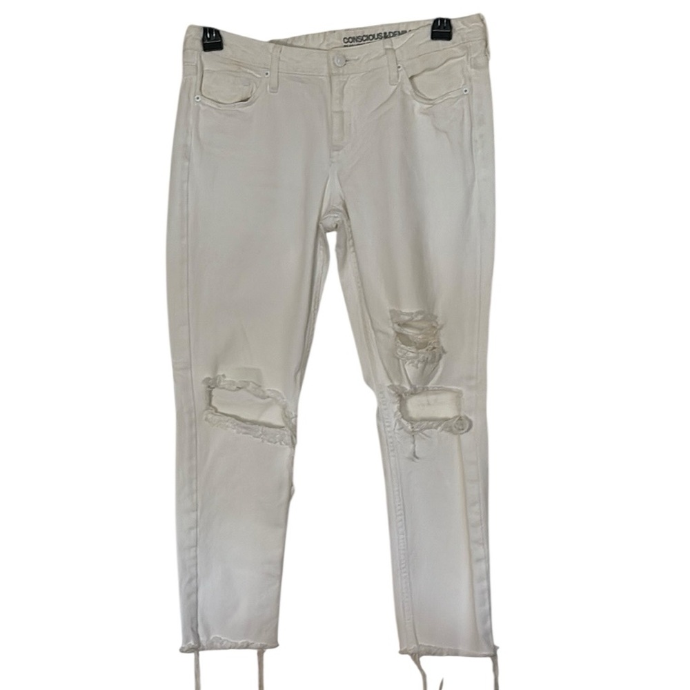 H & M Conscious Distressed Girlfriend Low Waist Ankle White Jeans, waist 28